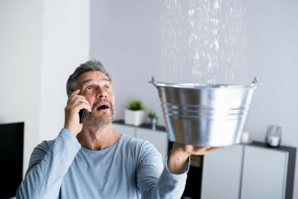 Como Evitar Vazamentos na Sua Casa: Guia Completo para Prevenir Problemas e Economizar